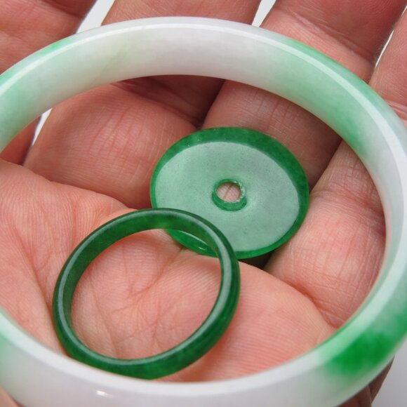 "Natural Jade bangle +   FREE Jade Ring & Jade Donut 55mm " - Picture 3 of 3